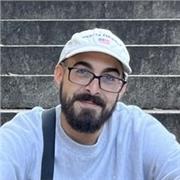 Director Creativo. Ofrezco clases de Diseño Gráfico desde nivel básico a avanzado.